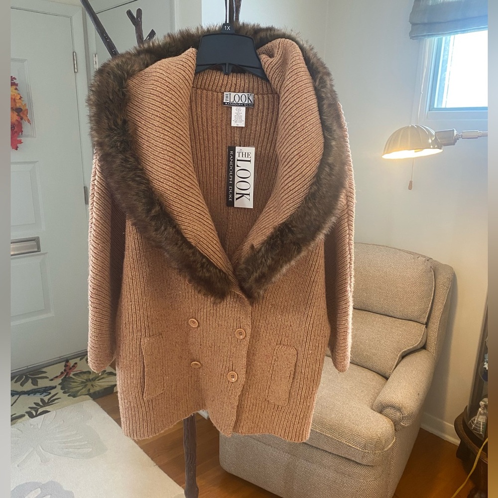 Randolph Duke Sweater Coat with faux fur collar 
1X. NWT